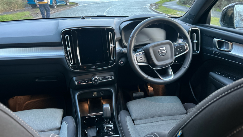 Volvo Xc40 1.5 T4 Recharge PHEV Plus Dark 5dr Auto Estate